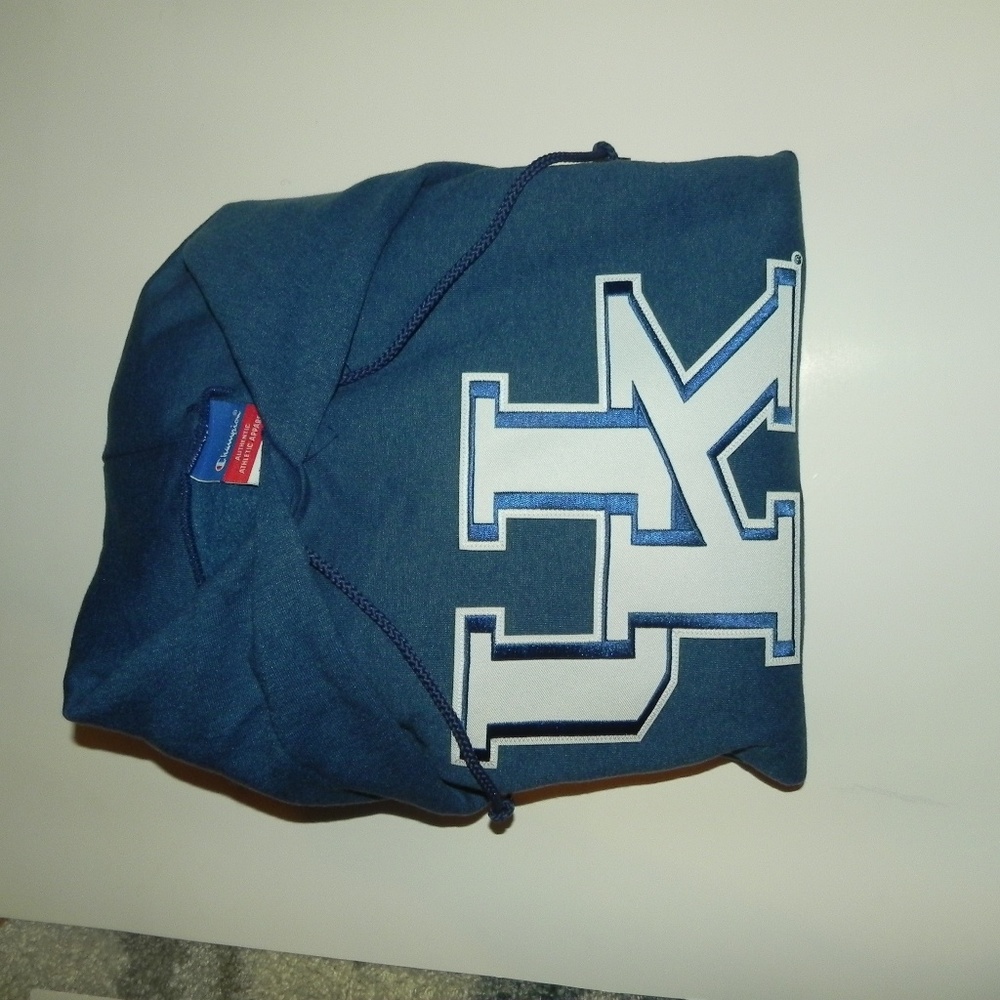 Champion UK hooded sweatshirt brand new